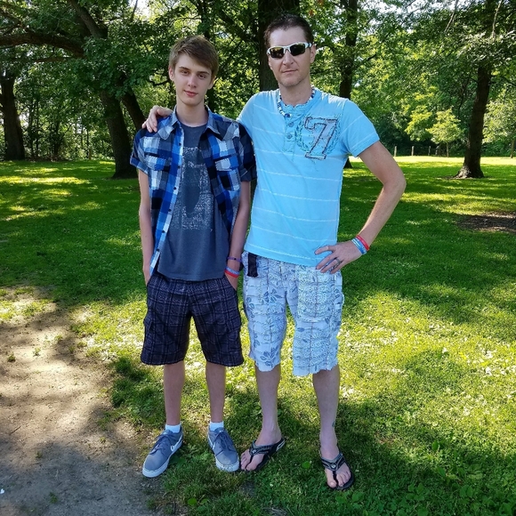 Meet your Posher, John christopher - Picture 3 of 5